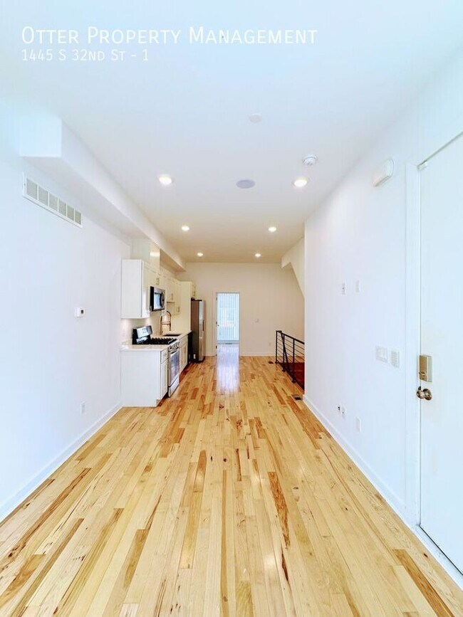 Photo - 1445 S 32nd St Unit 1