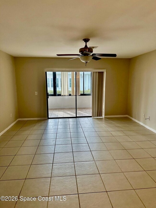 Photo - 335 Paradise Blvd