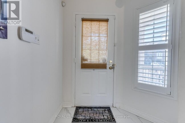 Photo - 54 Wilmont Ct