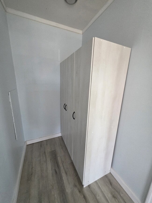 Photo - 5151 4th St N