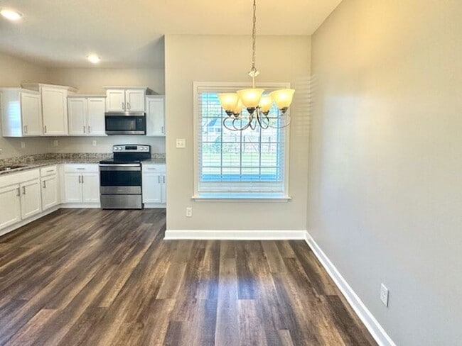 Photo - Now Lasing a 4 Bedroom 2.5 bath home in Ho...