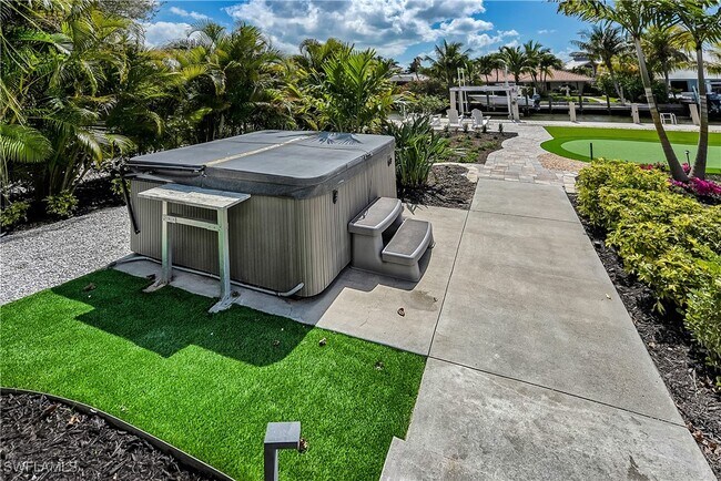 Photo - 1540 Curlew Ave