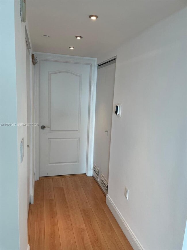 Photo - 2101 Brickell Ave Unit 1709