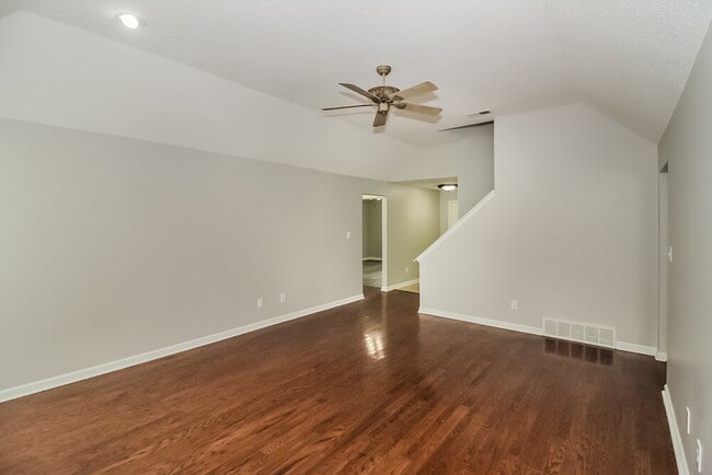 Photo - 10221 Green Moss Dr N