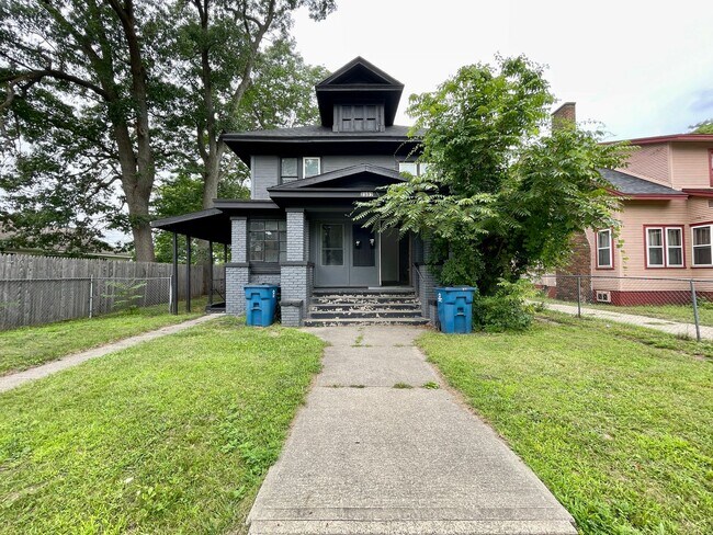 Photo - 2337 Peck St Apartment Unit #2
