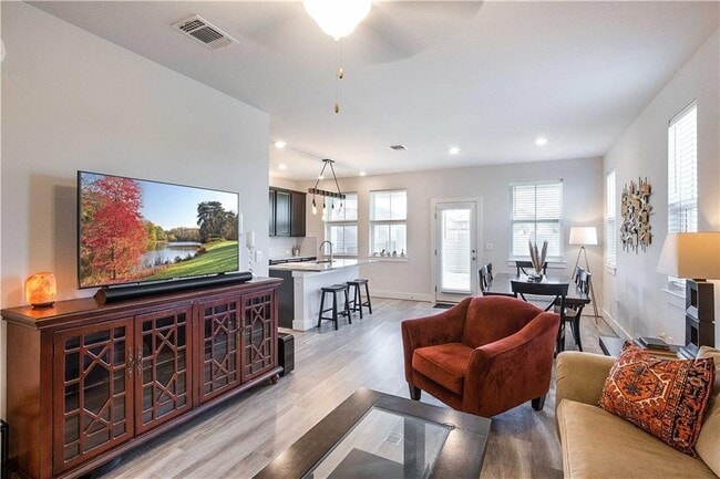 Photo - 7500 Burnham Pl