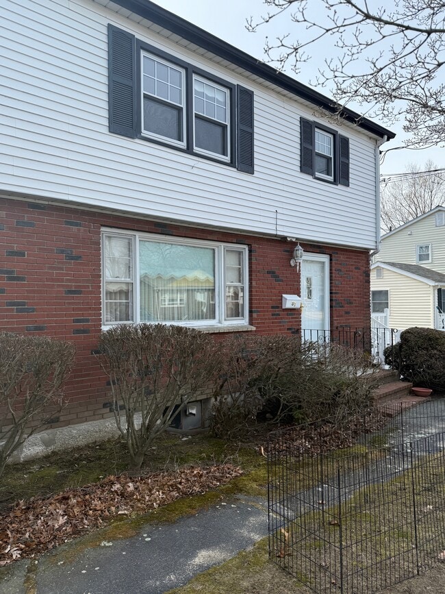 Right side of house - 87 Auburn St Unit 87 Auburn Street