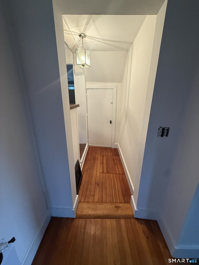 Photo - 121 Grove St