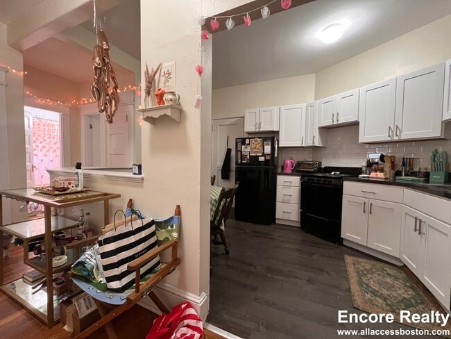 Photo - 1589 Beacon St Unit 12
