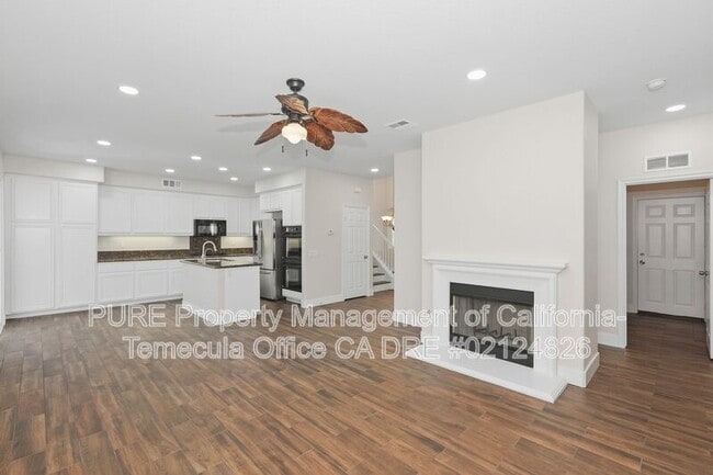 Photo - 29754 Maxmillian Ave