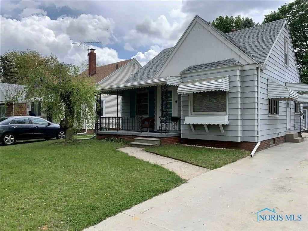 Photo - 4045 Nebraska Ave