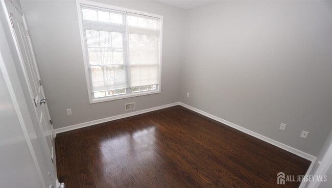 Photo - 1299 St Georges Ave