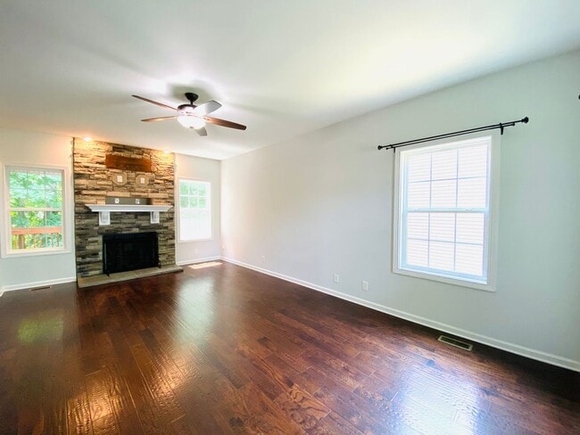 Photo - 1194 Eagle's Bluff Dr