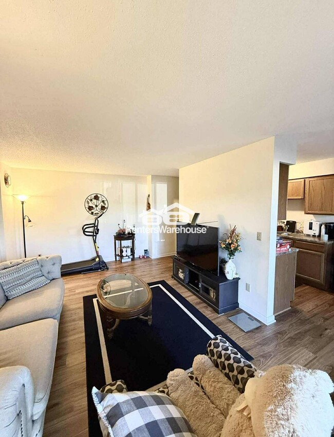 Photo - 918 9th Ave S Unit Apt 4