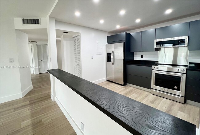 Photo - 1901 Brickell Ave Condo Unit B1613