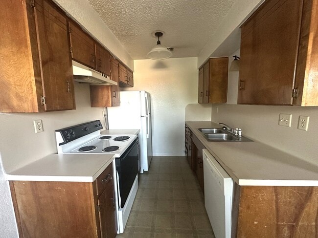 Photo - 811 N 5th St Unit 811 N 5th Street