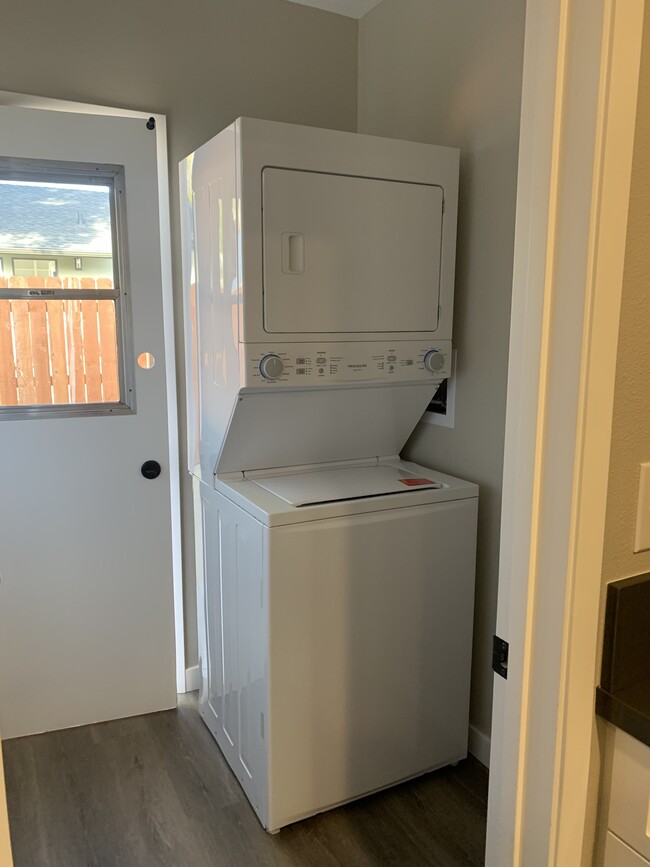 Laudry room with stacked washer/dryer - 2118 5th St House