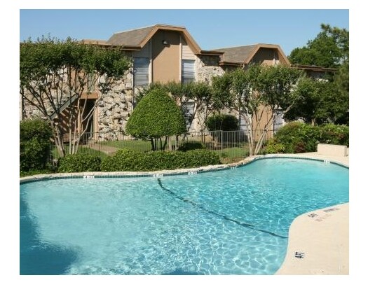 Piscina - Stonehill Terrace Apartamentos