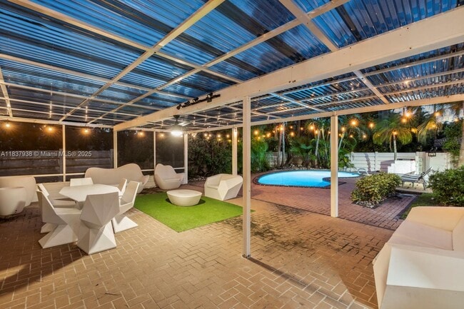 Photo - 1247 Jackson St