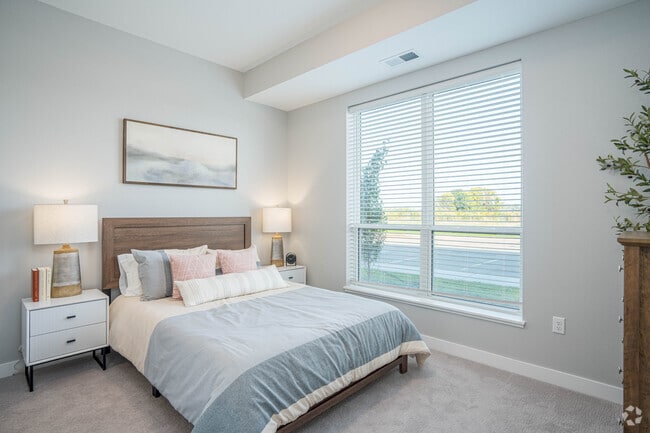 Ford - 1BR,1BA - 778SF - Bedroom