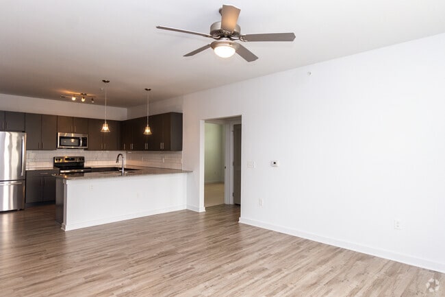 3BR,2BA - Avril Cambridge Village