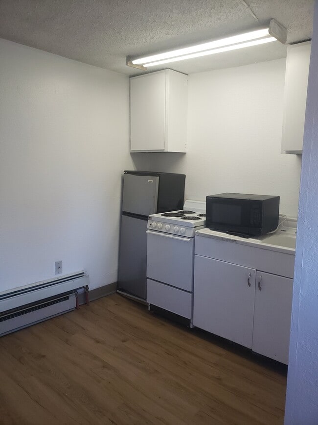 Photo - 1128 Hess Ave Unit XX