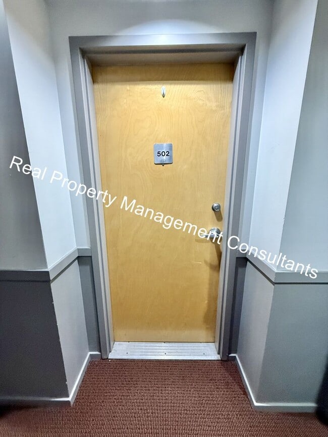 Photo - Luxury Living at Western Auto Building – 2... Unidad 502