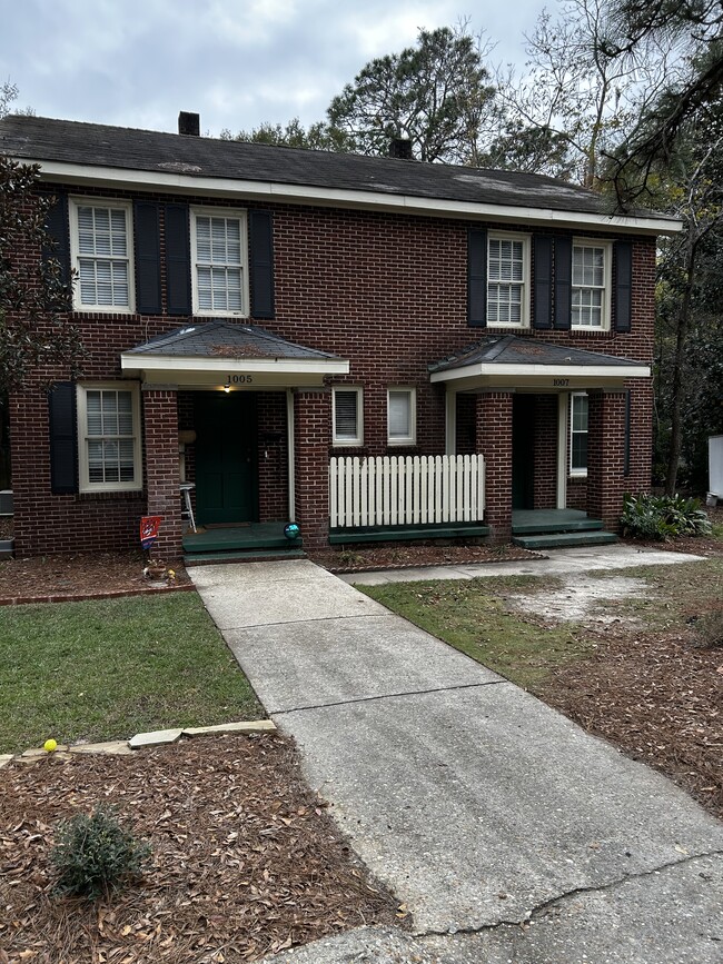 Photo - 1007 Laurel Ave Townhome