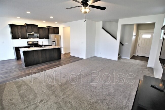 Photo - 2080 S Hills Ave.