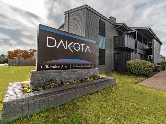 Dakota Apartments - Dakota Apartments