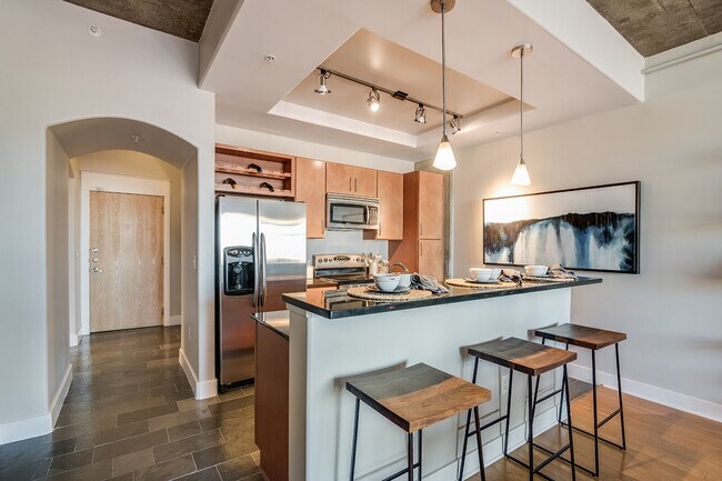 The Crescent at Fells Point apartments — community photo