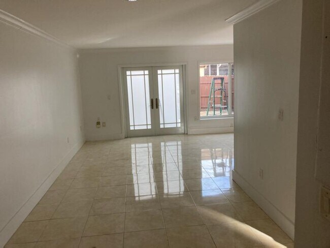 Photo - 3820 SW 79th Ave Unidad 96