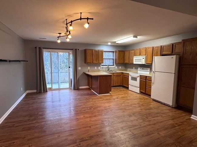 Photo - 3 Bedroom Home Close to FLW!