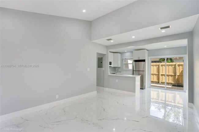 Photo - 907 SW 15th Terrace Unit 1-2