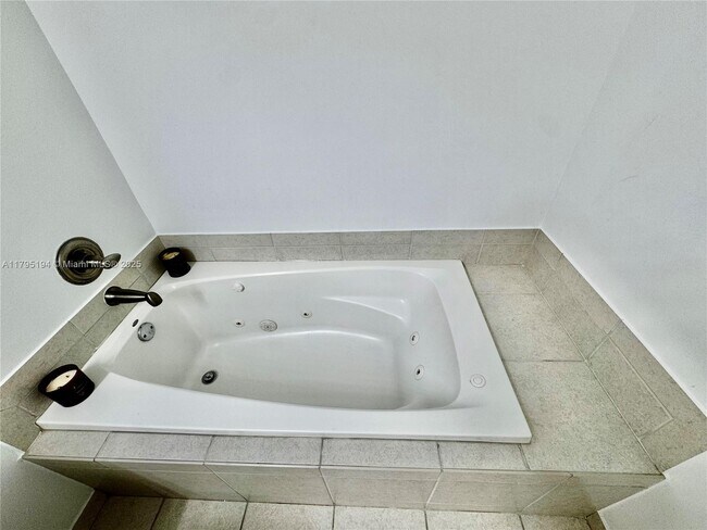 Photo - 140 S Dixie Hwy Unit 921