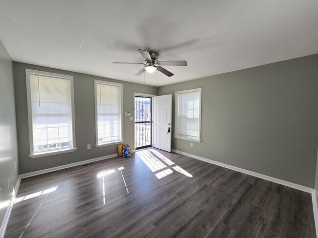 Photo - Updated 3 Bedrooms, 1.5 Bathrooms on a Dou...