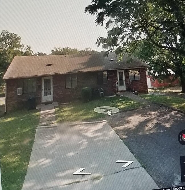 1308 Essex Ave NW