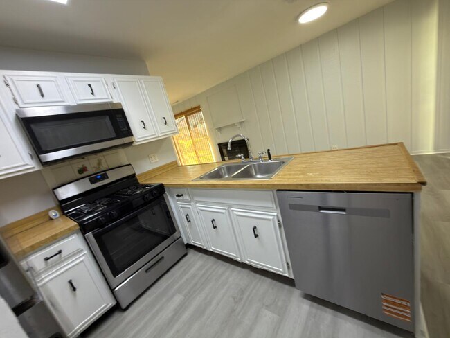 Photo - 1326 N Shadow Lake Ter