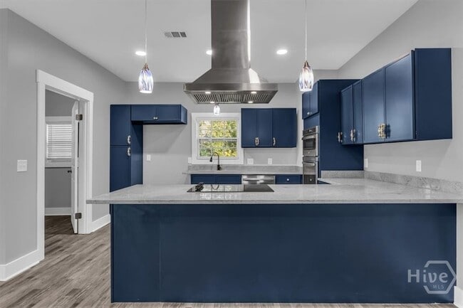 Photo - 2706 Hopkins St