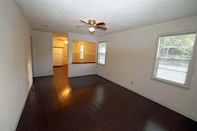 Photo - 21702 E Memorial Dr