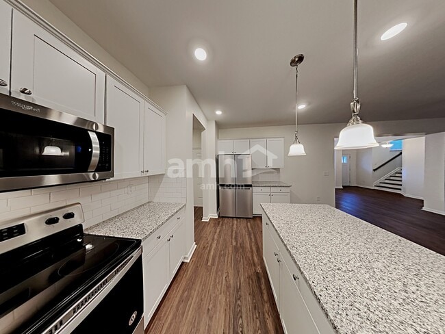 Photo - 93 Shelby Ct