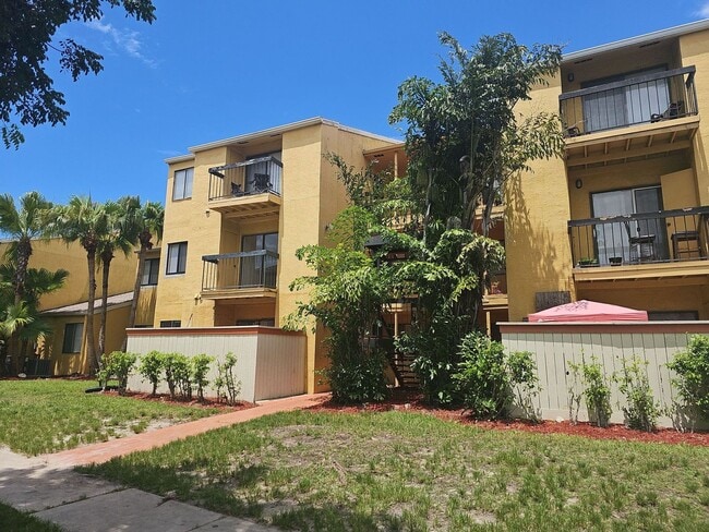 Photo - 2/2 Condo in Village Creek all REDONE!!