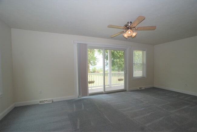 Photo - 808 W 2nd St Unidad One