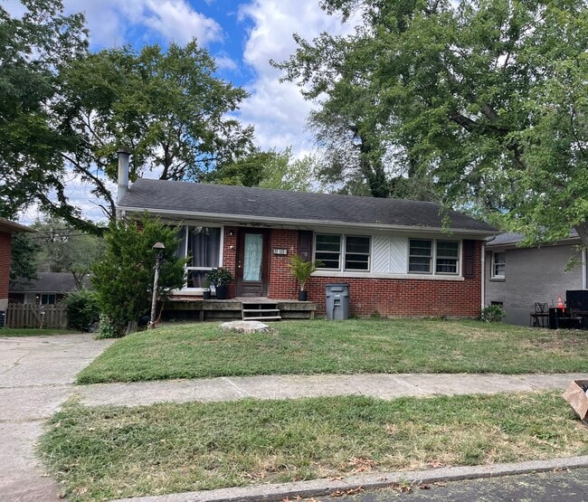 Building Photo - 2084 Saint Teresa Dr Rental
