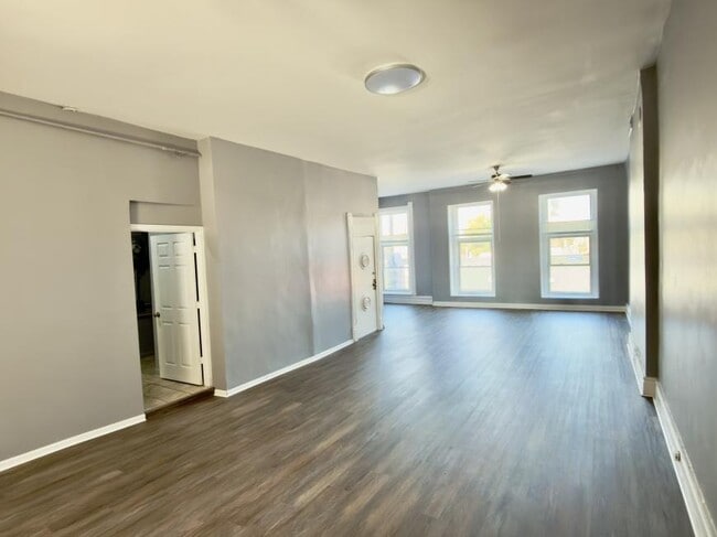 Photo - 1 bedroom in Chicago IL 60642 Unidad FL 2