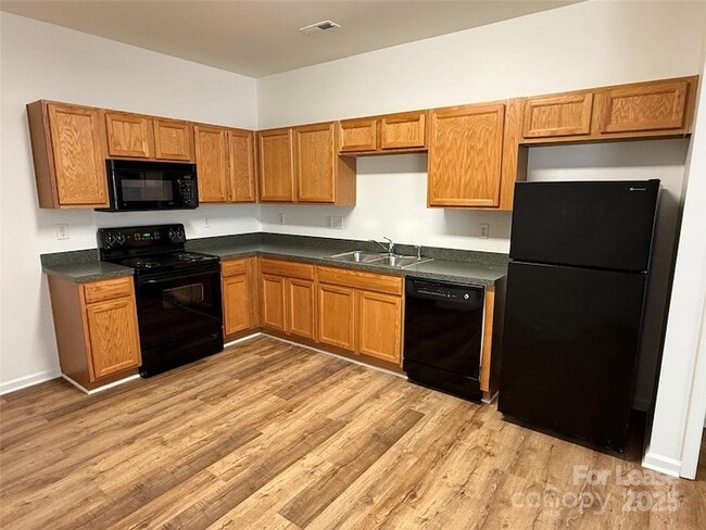 Photo - 7041 Somerset Springs Dr Unit 60