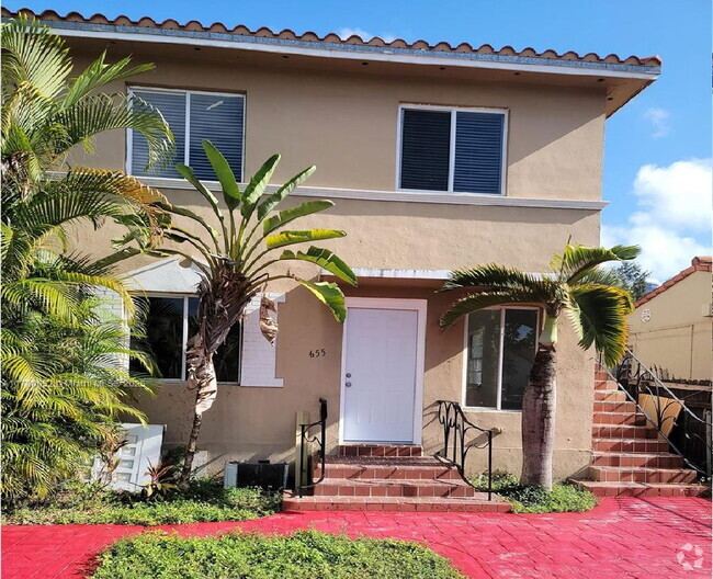 Building Photo - 655 SW 19th Rd Unit 1 Rental