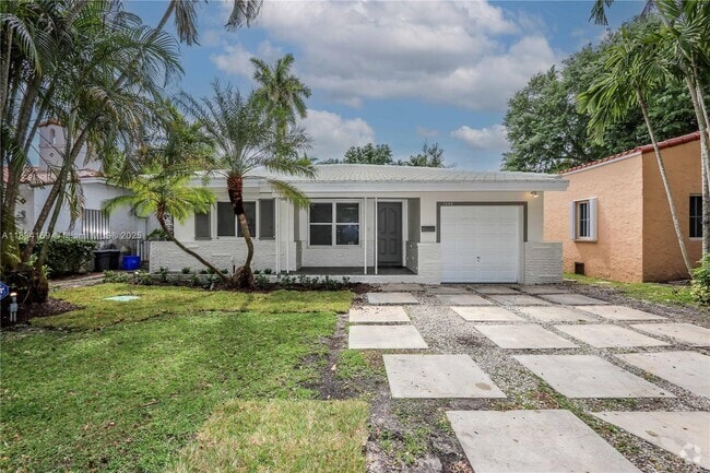 Building Photo - 1220 Milan Ave Rental