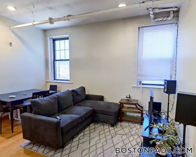 Photo - 204 Hemenway St Unit 32