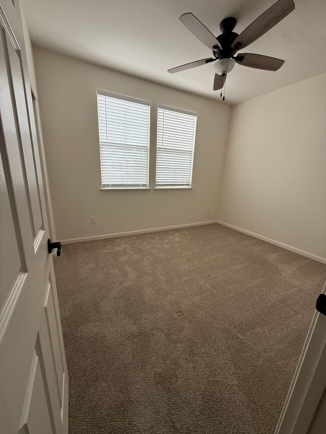 Photo - 3 Bedroom, 3.